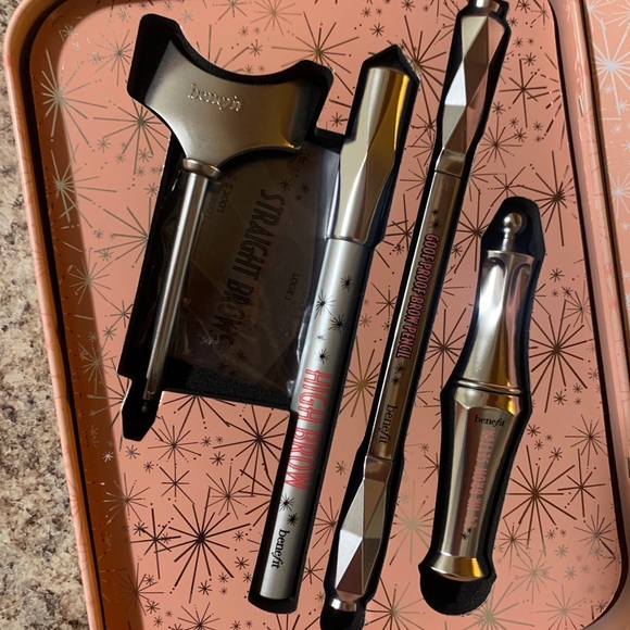 Benefit Cosmetics Brow Kit - Picture 6 of 7